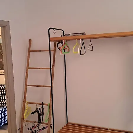 Cozy One-bedroom With Extra Sofa Bed In The Center Of T128 Oostende